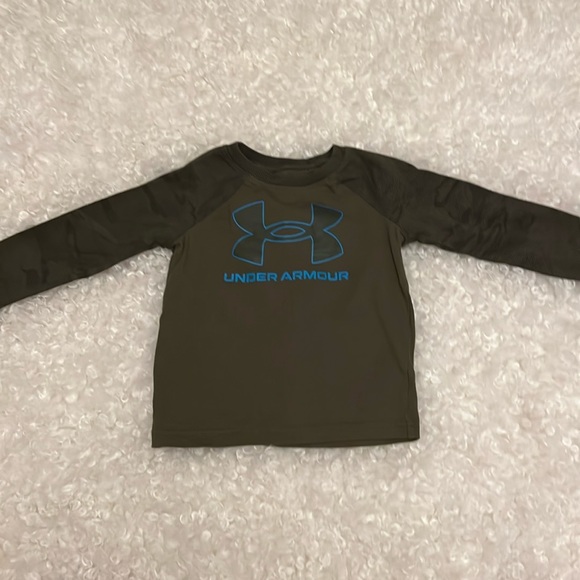 Under Armour Shirts & Tops Long Sleeve Under Armour Shirt Size 4